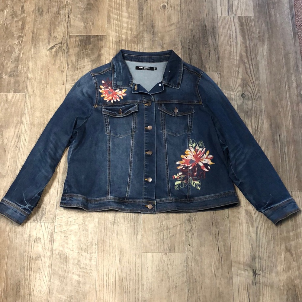 Max Jeans Denim Jacket